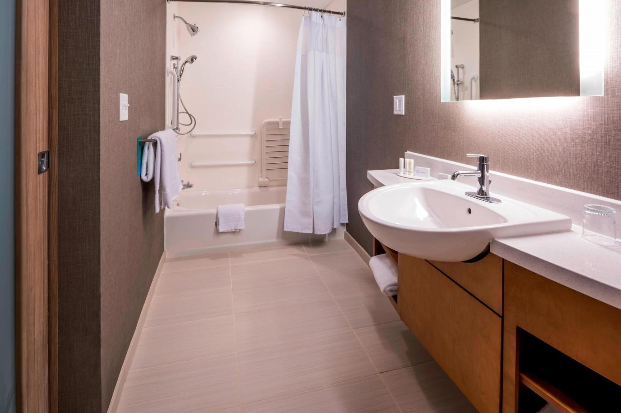 Springhill Suites By Marriott Fishkill Kültér fotó